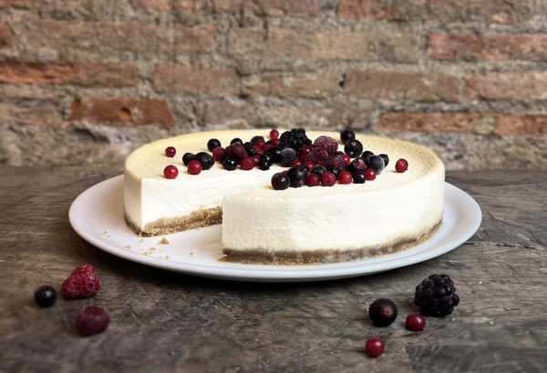 Cheesecake coulis de fruits rouges - Dînette Nantes